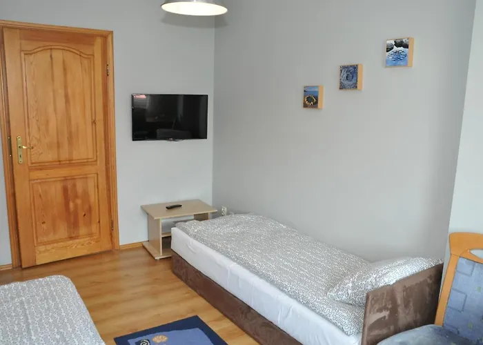 منزل للإقامة Centuria Goscinne